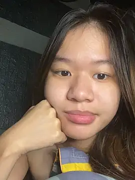 Snapshot of BUNNY050465 chatting on October 29, 2025, 1:35 pm BUNNY050465 online show from October 29, 2025, 1:35 pm