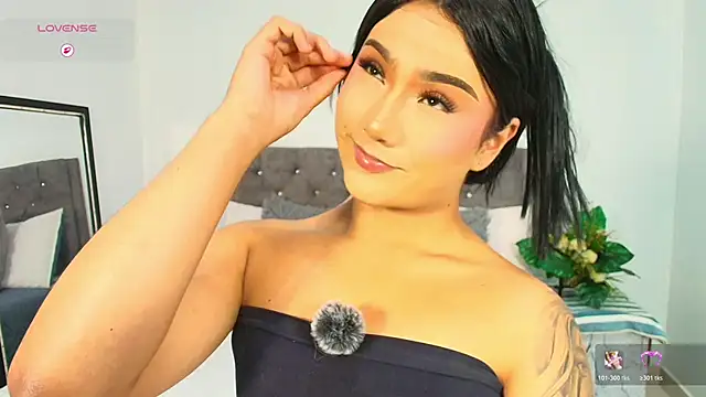 Vale prado online show from November 5, 2025, 1:27 am