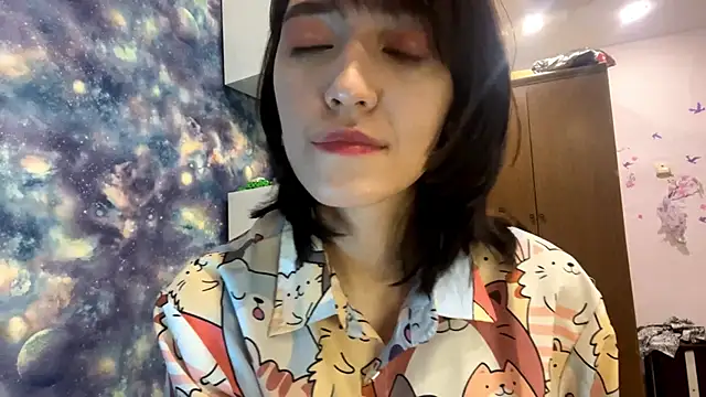 Snapshot of Lala_Lush chatting on October 29, 2025, 4:20 pm Lala Lush online show from October 29, 2025, 4:20 pm