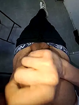 khalilusfur online show from February 25, 2026, 12:26 pm