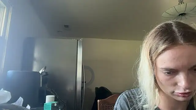 lanasharapovaxxx online show from June 15, 2026, 10:45 pm