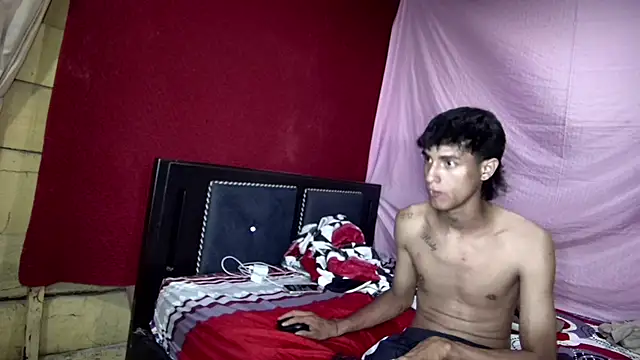 Snapshot of nicolas441 chatting on October 31, 2025, 6:25 am nicolas441 online show from October 31, 2025, 6:25 am