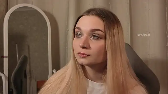 Snapshot of lani1funny chatting on February 27, 2026, 9:04 pm lani1funny online show from February 27, 2026, 9:04 pm