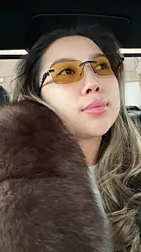 limkiss online show from December 20, 2025, 8:21 am