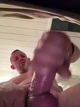 superbertok online show from March 31, 2026, 4:57 am