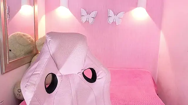 Little arii online show from April 15, 2026, 7:58 pm