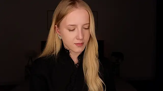 Snapshot of adele_armass chatting on July 22, 2026, 10:12 pm adele armass online show from July 22, 2026, 10:12 pm