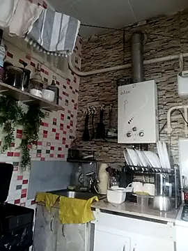 MilkySky online show from February 12, 2026, 5:46 am