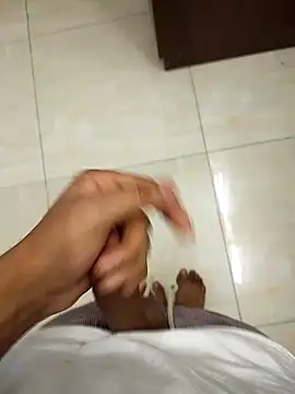 Snapshot of Tanvir879 chatting on October 30, 2025, 1:29 am Tanvir879 online show from October 30, 2025, 1:29 am