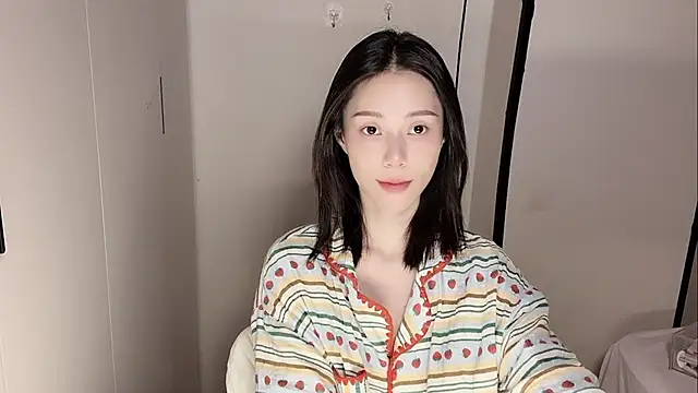 yuyu-33 online show from December 5, 2025, 2:47 pm