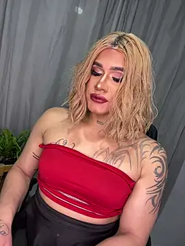 melani ferraraa  online show from July 1, 2026, 12:01 am
