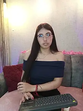 Valk submissive online show from March 26, 2026, 12:22 pm