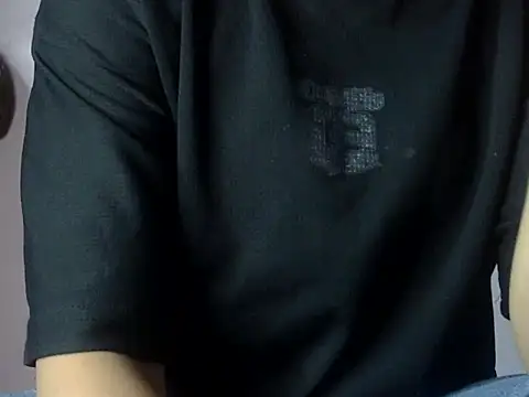 payalsingh06 online show from November 3, 2025, 4:08 pm