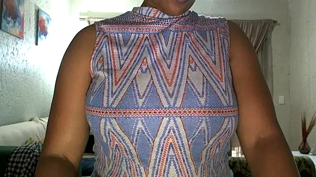 Snapshot of NewBeginnings8 chatting on February 13, 2026, 7:04 am NewBeginnings8 online show from February 13, 2026, 7:04 am