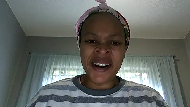 Snapshot of NewBeginnings8 chatting on February 24, 2026, 6:00 am NewBeginnings8 online show from February 24, 2026, 6:00 am