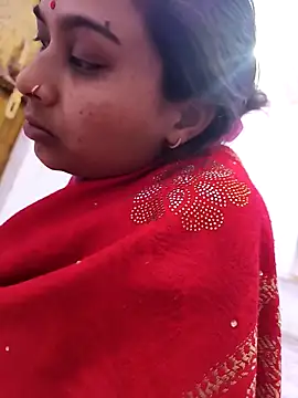 Cute Arushi online show from December 3, 2025, 3:43 pm