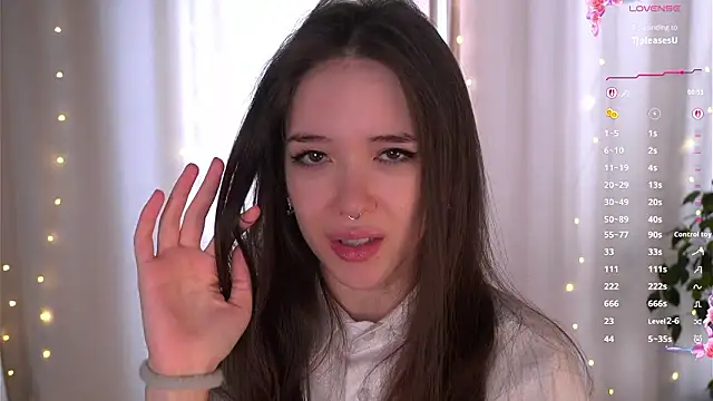 Snapshot of tinyanie chatting on February 3, 2026, 7:57 am tinyanie online show from February 3, 2026, 7:57 am