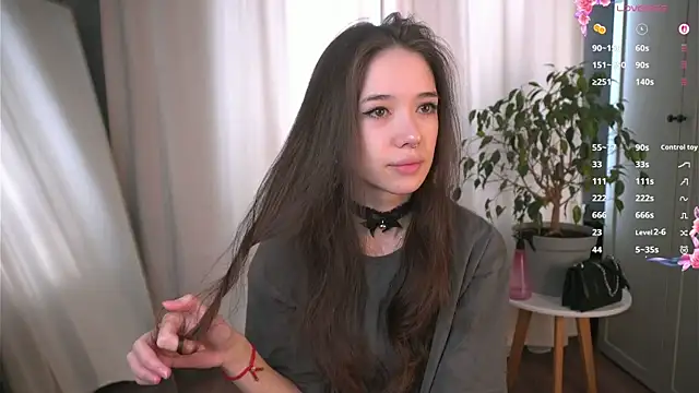 Snapshot of tinyanie chatting on February 6, 2026, 6:07 am tinyanie online show from February 6, 2026, 6:07 am