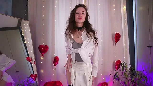 Snapshot of tinyanie chatting on February 15, 2026, 7:05 am tinyanie online show from February 15, 2026, 7:05 am