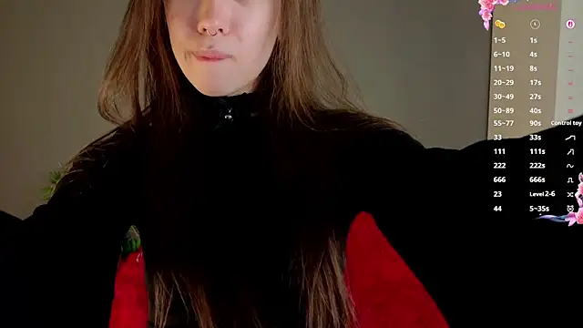 Snapshot of tinyanie chatting on February 24, 2026, 8:18 pm tinyanie online show from February 24, 2026, 8:18 pm