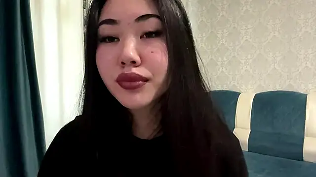 APRYLSUN online show from November 14, 2025, 11:09 am