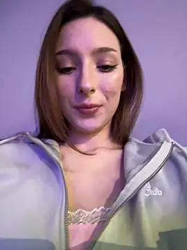 LilluKatten online show from April 16, 2026, 11:22 am