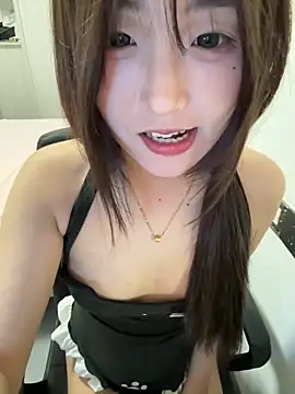Snapshot of minnie566 chatting on April 14, 2026, 7:47 am minnie566 online show from April 14, 2026, 7:47 am