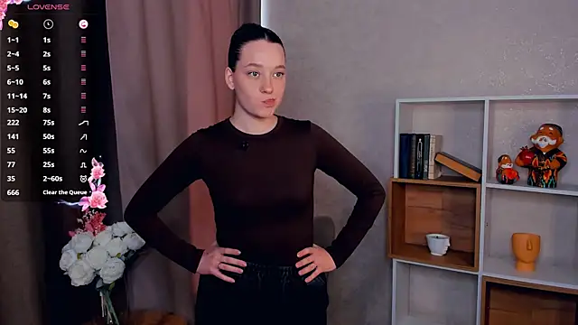 Snapshot of LaraeWernecke chatting on November 3, 2025, 6:14 am LaraeWernecke online show from November 3, 2025, 6:14 am