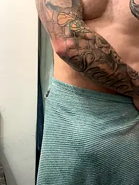 RobsBigD online show from December 4, 2025, 3:32 pm