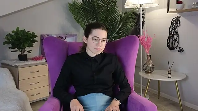 Snapshot of TalishaParadee chatting on October 31, 2025, 11:55 am TalishaParadee online show from October 31, 2025, 11:55 am