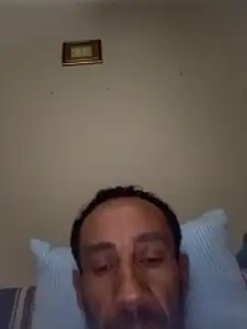 walide100000 online show from April 15, 2026, 8:21 am