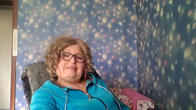 Snapshot of Milaniya606 chatting on November 2, 2025, 10:06 am Milaniya606 online show from November 2, 2025, 10:06 am