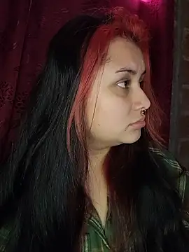 Snapshot of CurvyNoir chatting on January 12, 2026, 4:01 pm CurvyNoir online show from January 12, 2026, 4:01 pm