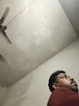 rudr1 online show from December 2, 2025, 12:43 pm