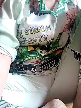 codaivensong online show from November 8, 2025, 2:56 am