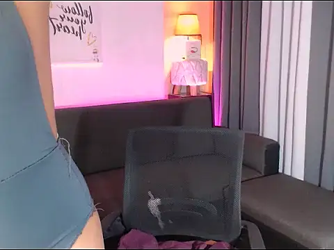 transSTARprincess online show from November 18, 2025, 5:39 pm