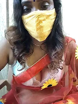 Queen-dhivya online show from December 3, 2025, 1:20 pm