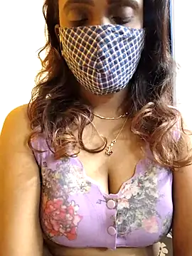 Queen-dhivya online show from December 19, 2025, 6:37 pm