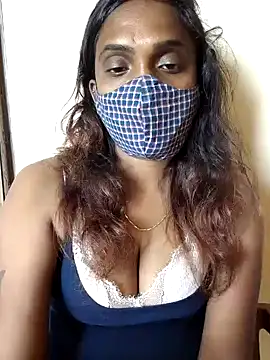 Queen-dhivya online show from December 20, 2025, 7:26 am