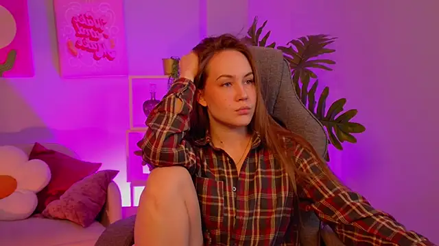 ElinVale online show from February 10, 2026, 2:54 pm