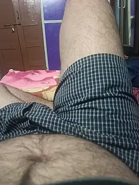 bearslove143 online show from March 24, 2026, 5:29 pm