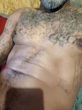 TGLZaddy online show from November 30, 2025, 1:48 pm