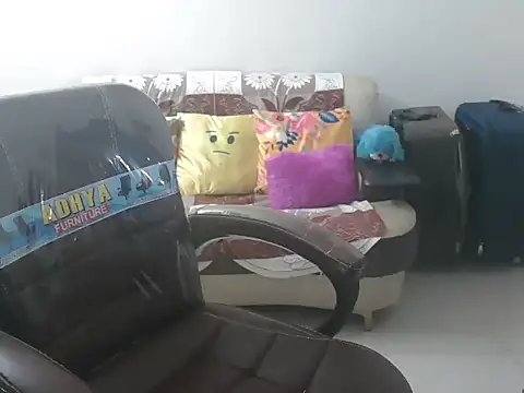 LovelyDancy online show from November 16, 2025, 2:06 am