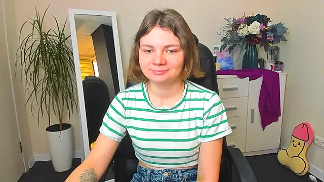 Stella-Maers online show from February 16, 2026, 8:21 am