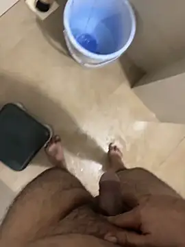 alan0ass online show from November 2, 2025, 1:35 pm