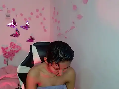 Samanta 777 online show from November 19, 2025, 3:39 am