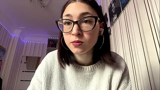 CharitaTafel online show from November 2, 2025, 10:17 am