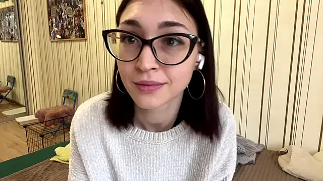 CharitaTafel online show from November 3, 2025, 9:10 am