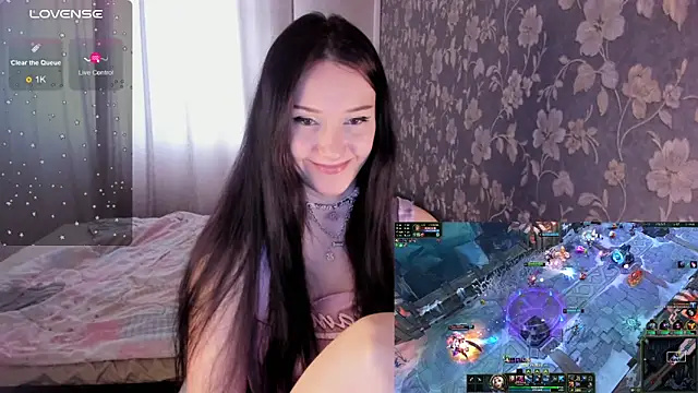 Amyvicious online show from February 14, 2026, 2:52 am