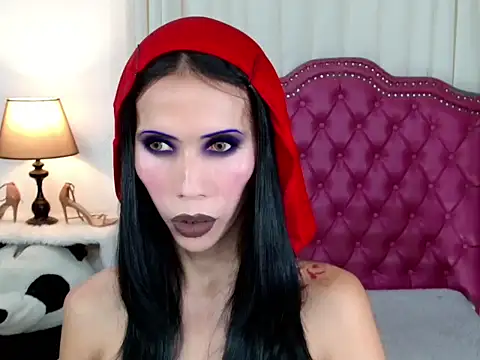 bellaUtops online show from December 2, 2025, 5:41 pm